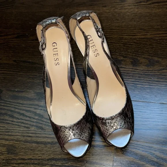 GUESS HONDO-3 SNAKESKIN OPEN TOE PUMP SIZE 8 - Picture 2 of 9